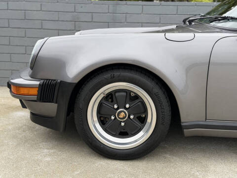 1985 Porsche 911 Carrera