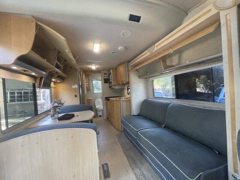 2006 Winnebago View 23H