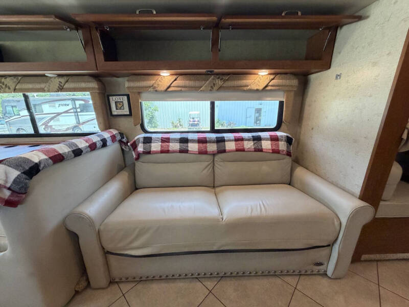 2014 Itasca Solei 38R