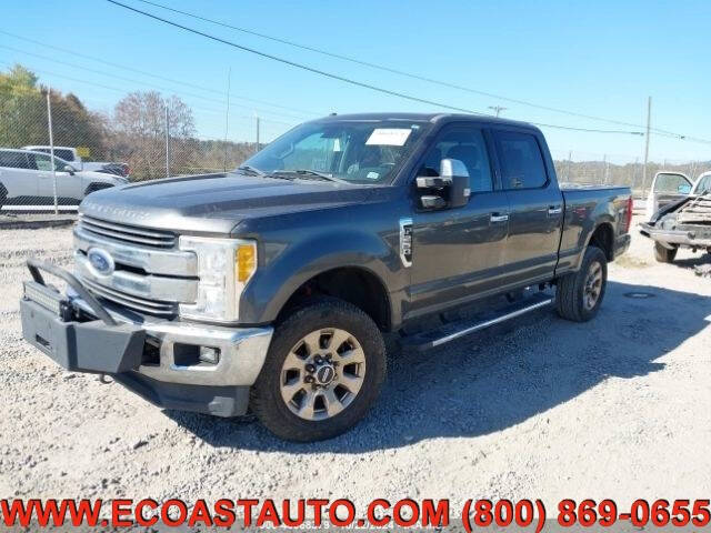 2017 Ford F-250 Super Duty Lariat photo 4