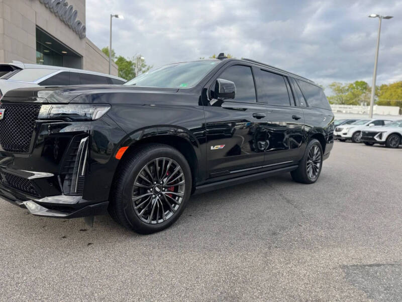 2023 Cadillac Escalade-V ESV