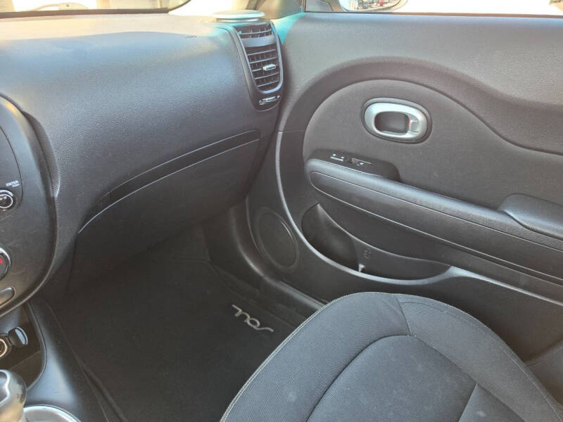2014 Kia Soul +