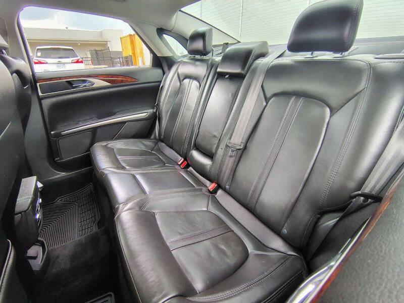 2014 Lincoln MKZ