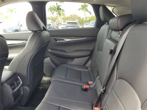 2025 Infiniti QX50 Luxe