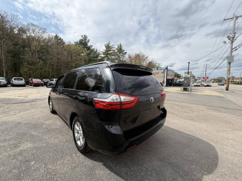 2016 Toyota Sienna