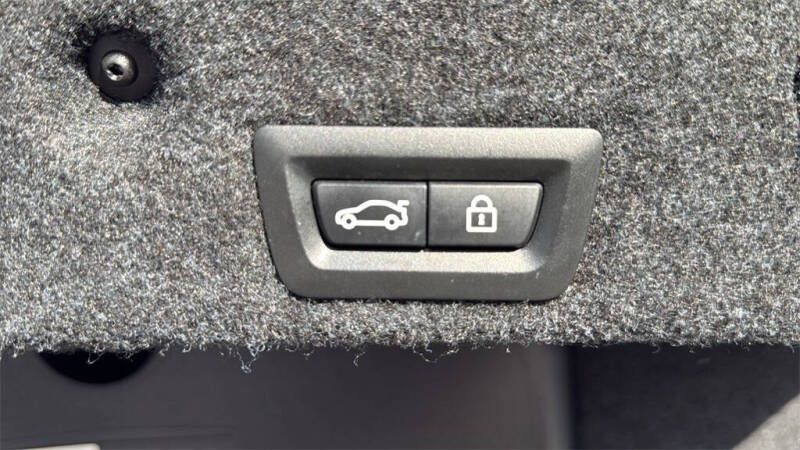 2016 BMW 5 Series 528i