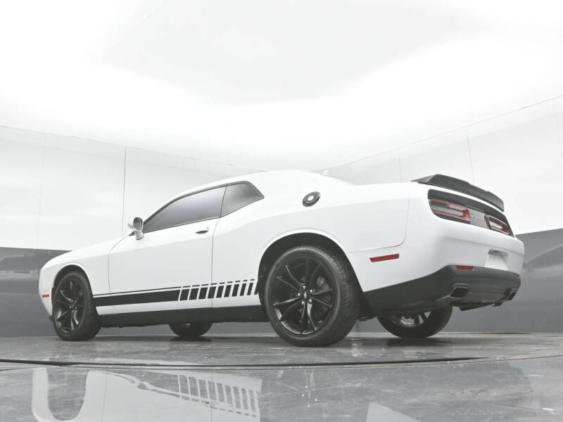 2017 Dodge Challenger SXT