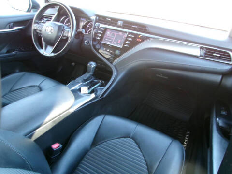 2020 Toyota Camry SE