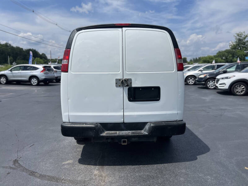 2016 GMC Savana 3500