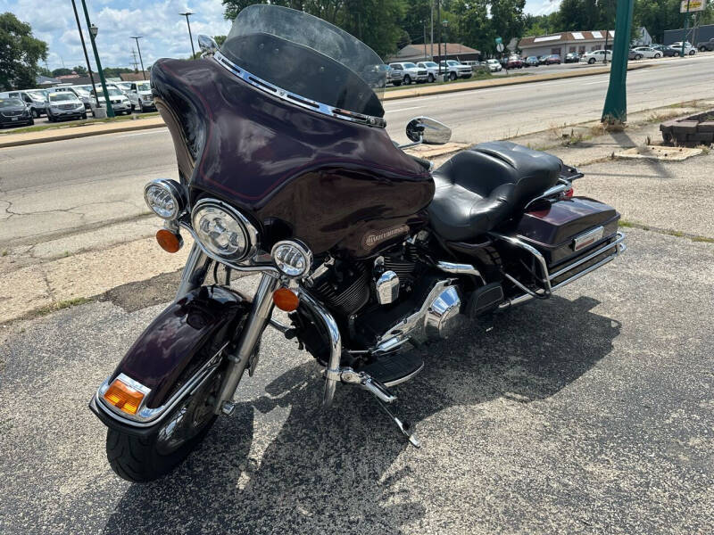 2005 Harley Davidson  Electra Glide Classic  for sale at Peak Motors in Loves Park IL