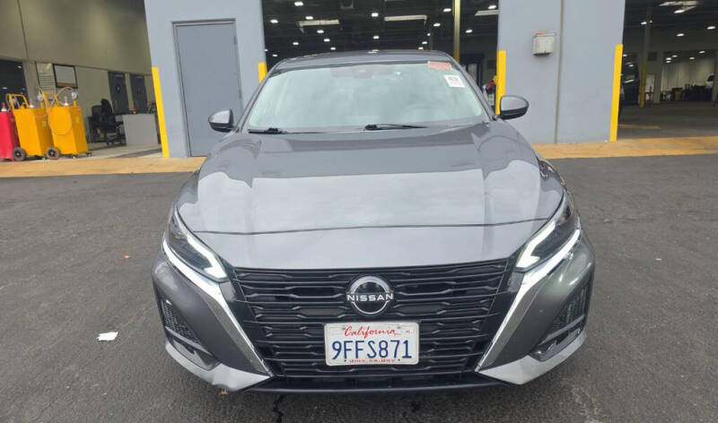 2023 Nissan Altima 2.5 SV
