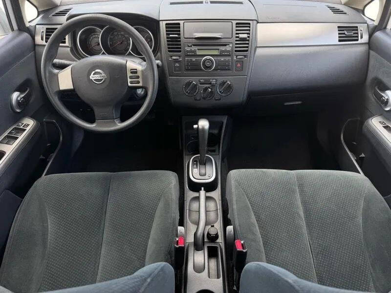 2011 Nissan Versa 1.8 S