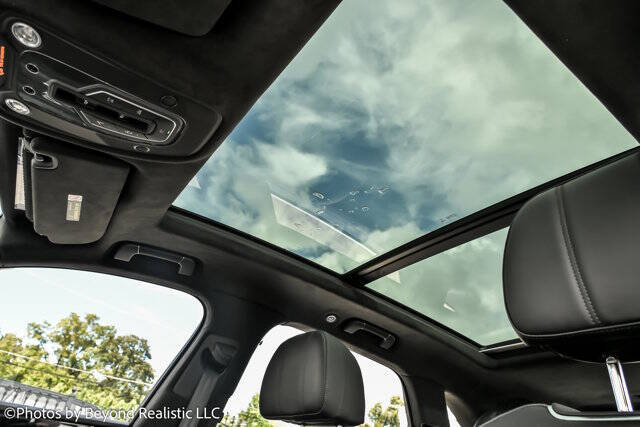 2024 Bentley Bentayga Hybrid