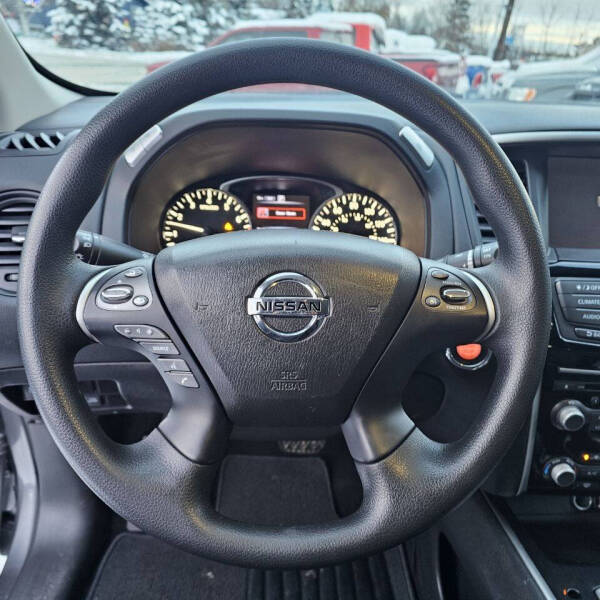 2017 Nissan Pathfinder S