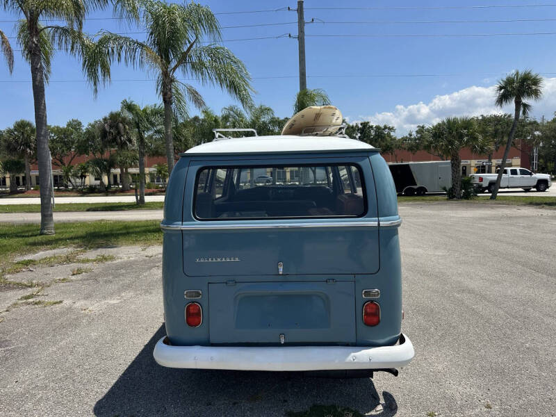 1970 Volkswagen Bus