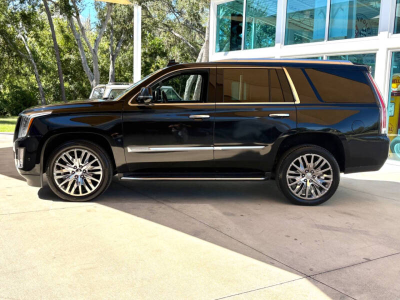 2019 Cadillac Escalade Luxury
