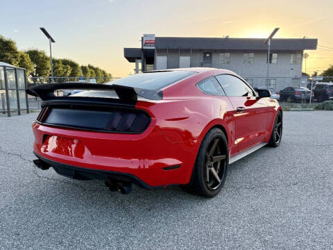 2015 Ford Mustang V6