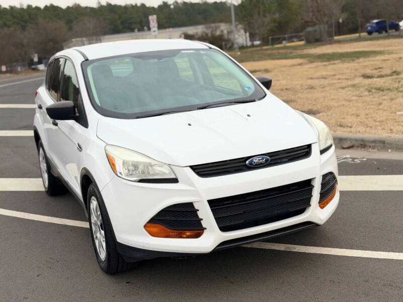 2014 Ford Escape S
