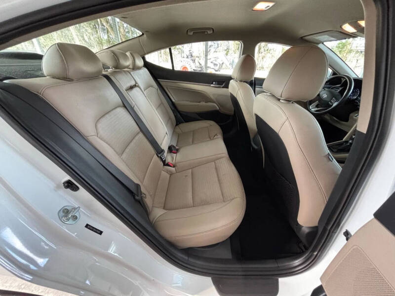 2019 Hyundai Elantra