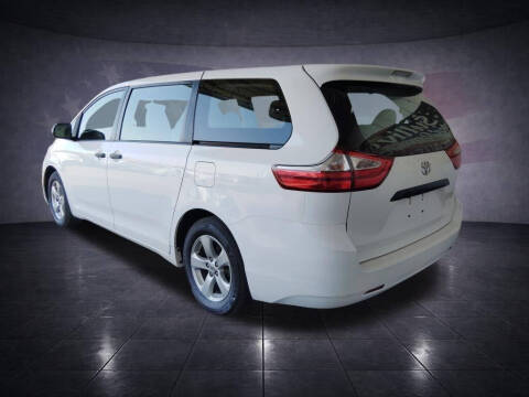 2017 Toyota Sienna L 7-Passenger