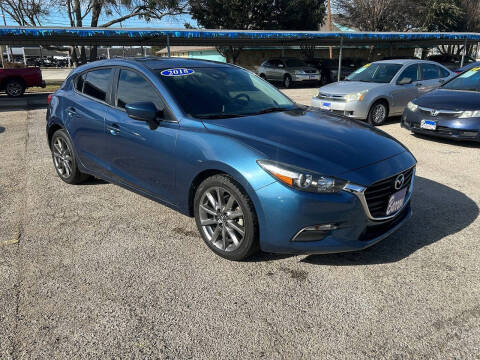 2018 Mazda MAZDA3 Touring