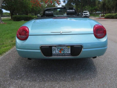 2002 Ford Thunderbird Deluxe
