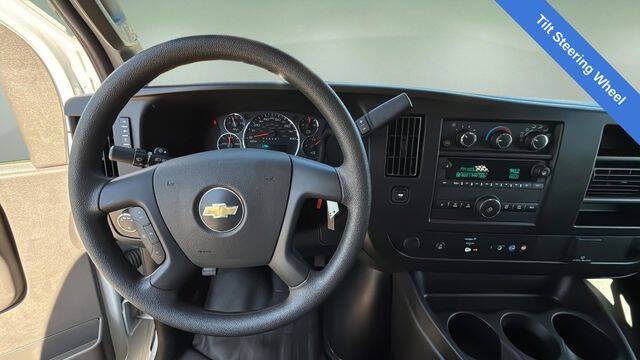 2024 Chevrolet Express 2500