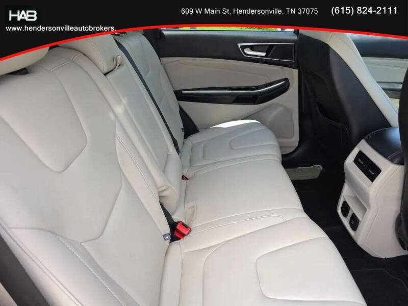 2017 Ford Edge Titanium