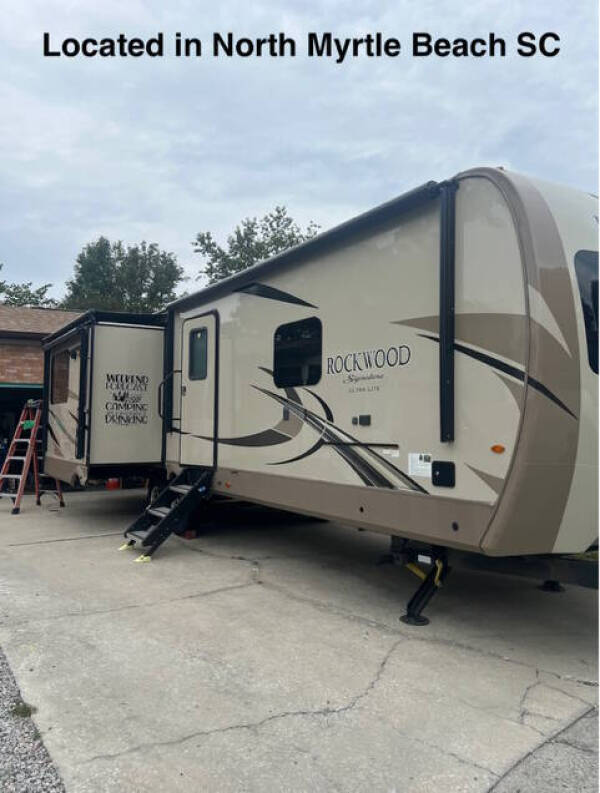 2019 Forest River Rockwood 8329SS