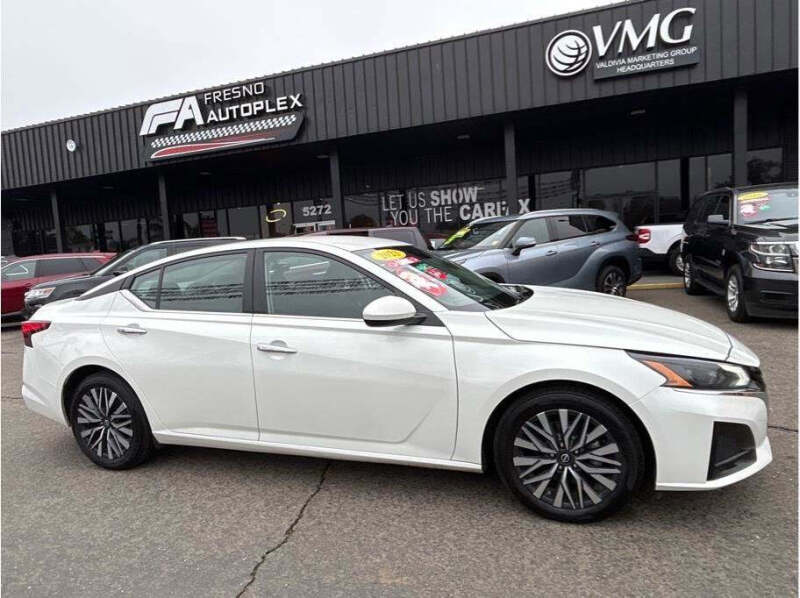 2023 Nissan Altima 2.5 SV