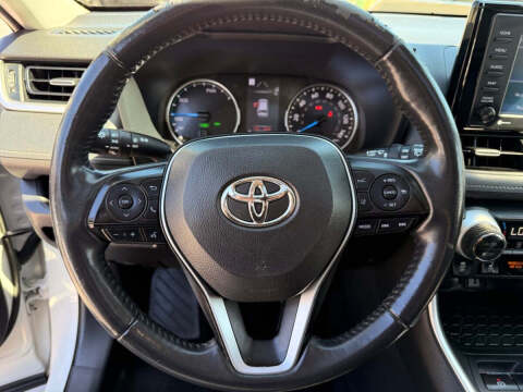 2022 Toyota RAV4 Hybrid XLE Premium