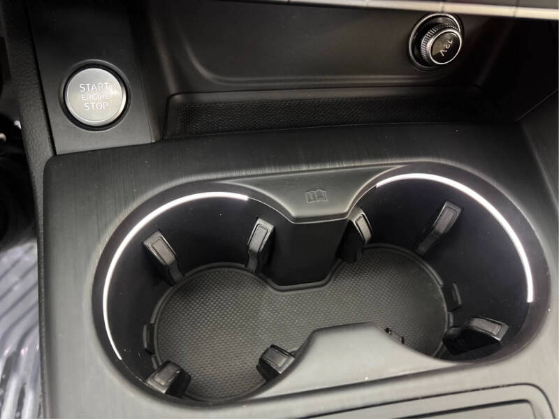 2017 Audi A4 2.0T quattro Premium Plus