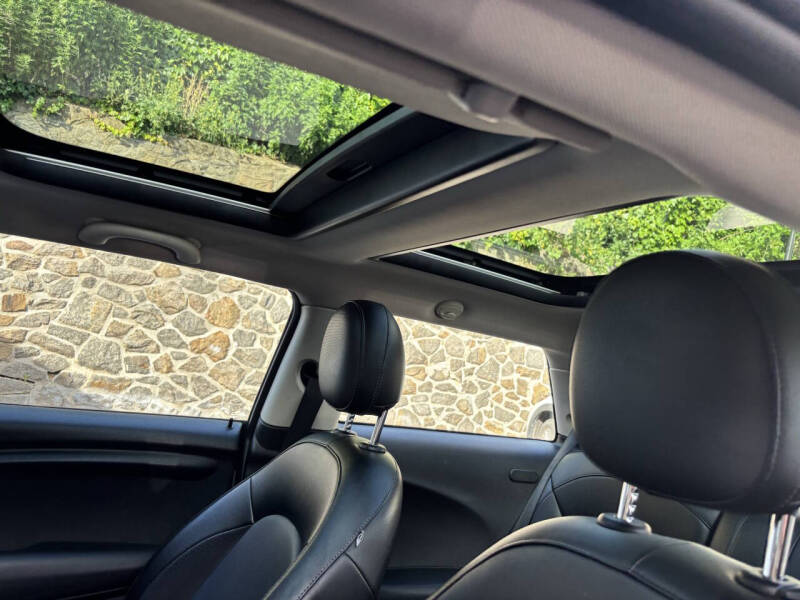 2015 MINI Hardtop 2 Door Cooper
