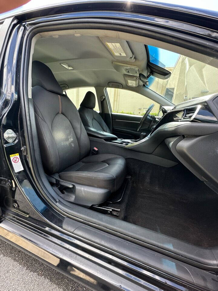 2018 Toyota Camry  - $14,999