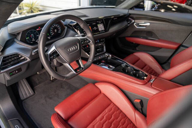 2023 Audi RS e-tron GT 9