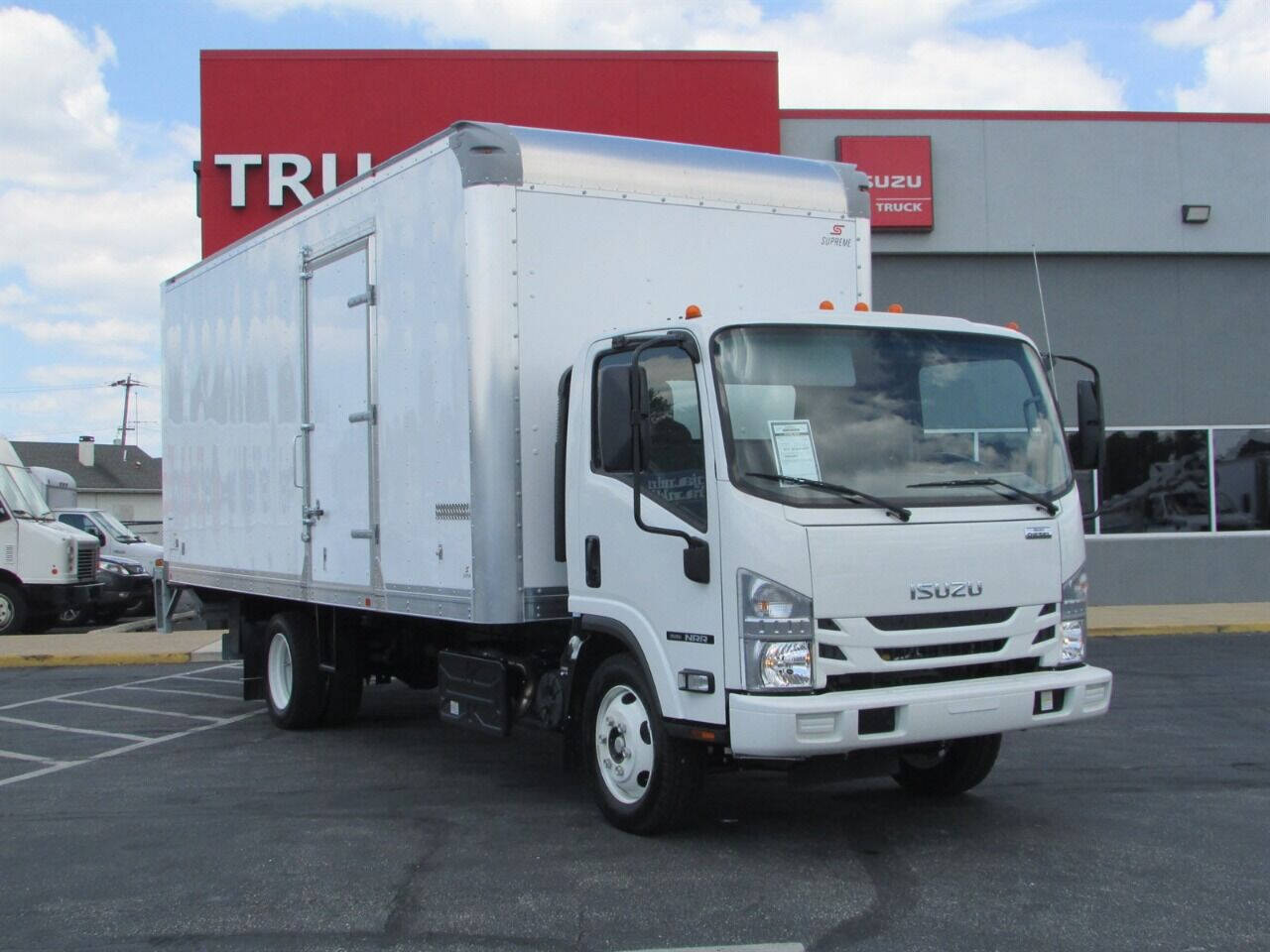 New 2024 Isuzu NRR For Sale In Bethlehem, PA