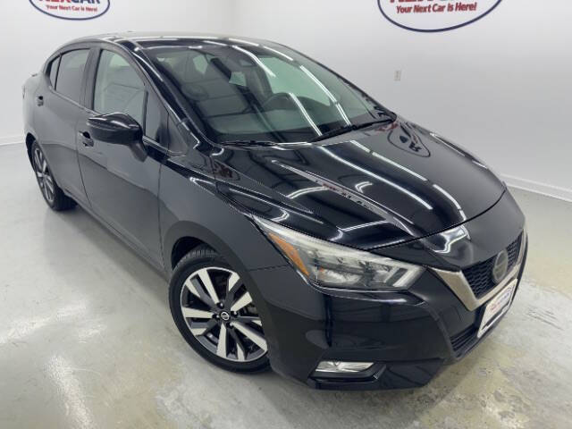 2020 Nissan Versa SR