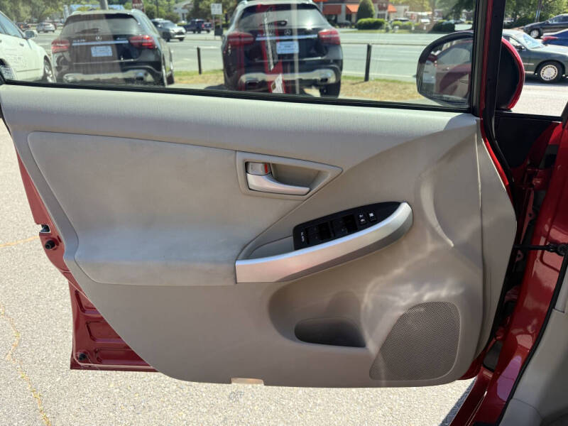 2010 Toyota Prius II