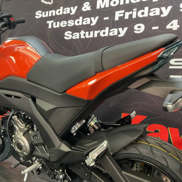 2025 Kawasaki Z125 Pro