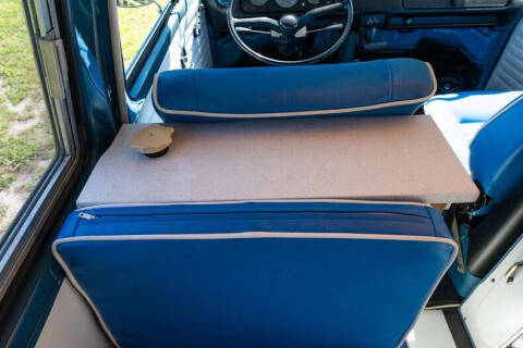 1973 Volkswagen Bus