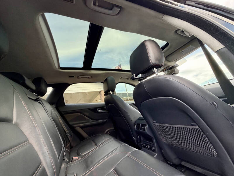 2020 Jaguar F-PACE 25t Prestige