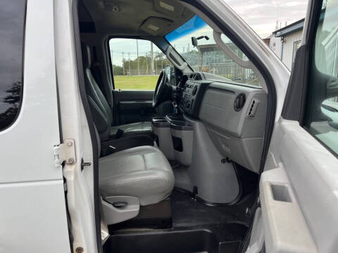 2010 Ford E-Series E-150