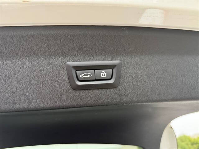 2023 BMW X4 xDrive30i