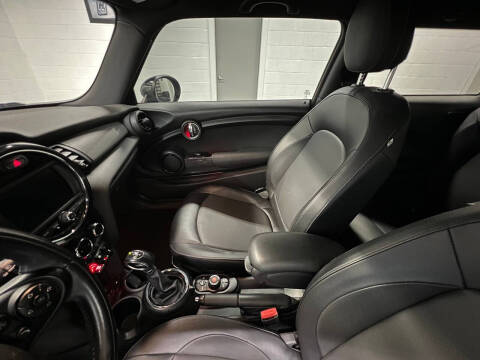 2016 MINI Hardtop 2 Door Cooper