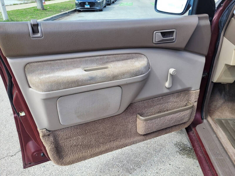 1989 Mazda MPV