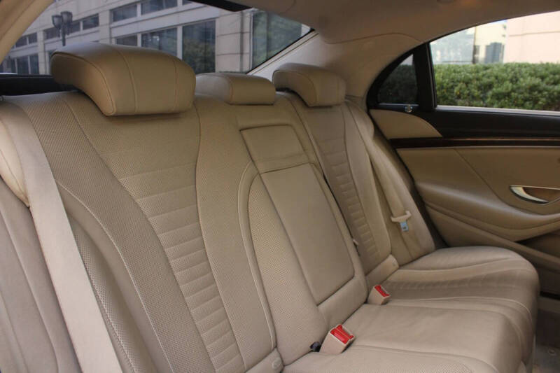 2015 Mercedes-Benz S-Class S 550