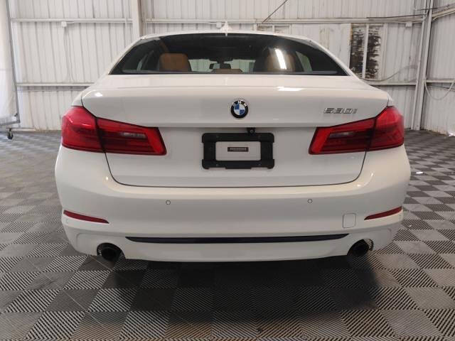 2017 BMW 5 Series 530i