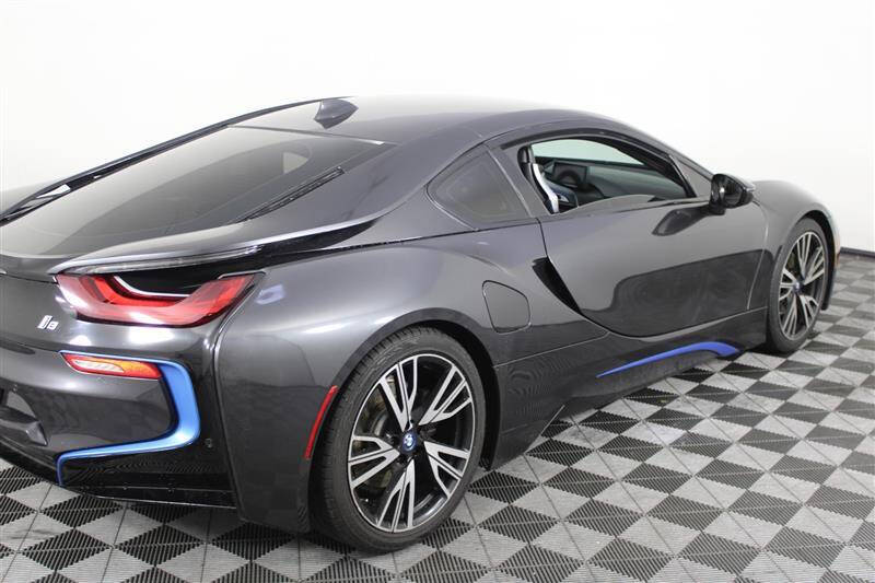 2015 BMW i8