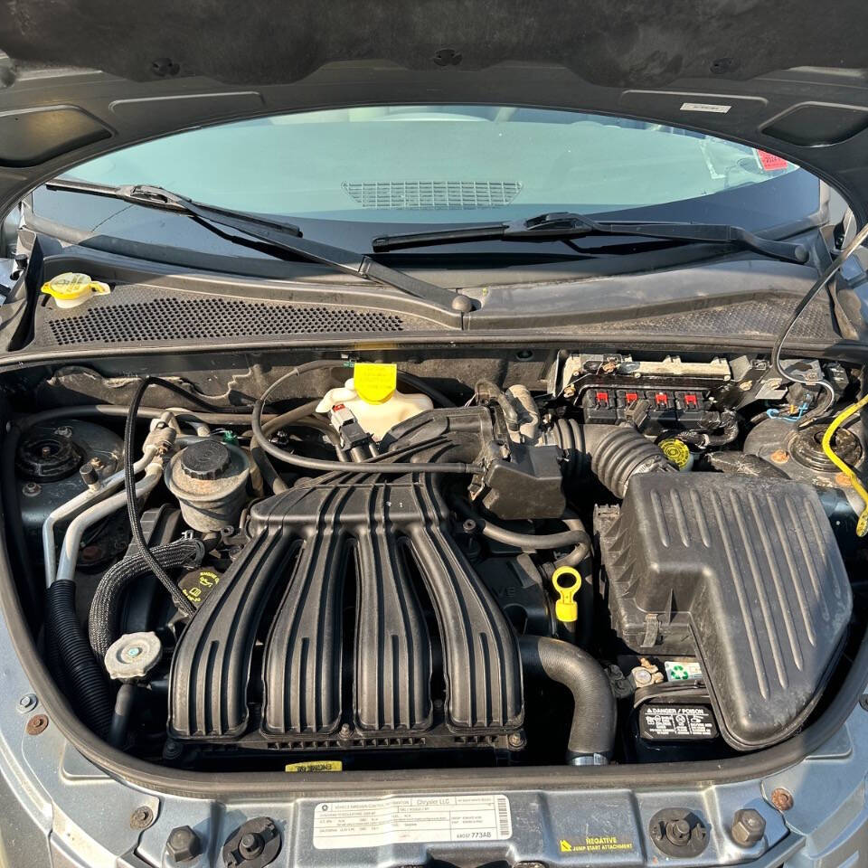 Gray 2009 Chrysler PT Cruiser Base 4dr Wagon 20