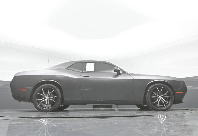 2017 Dodge Challenger SXT